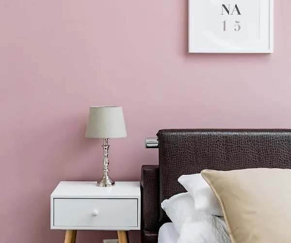 15 Design Apartment